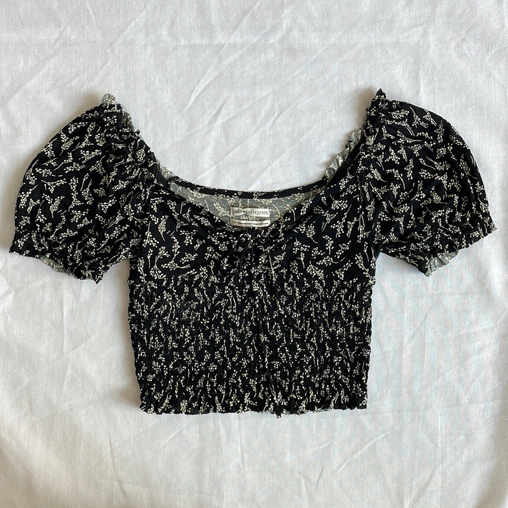 Urban Outfitters Black Blouse Size Small